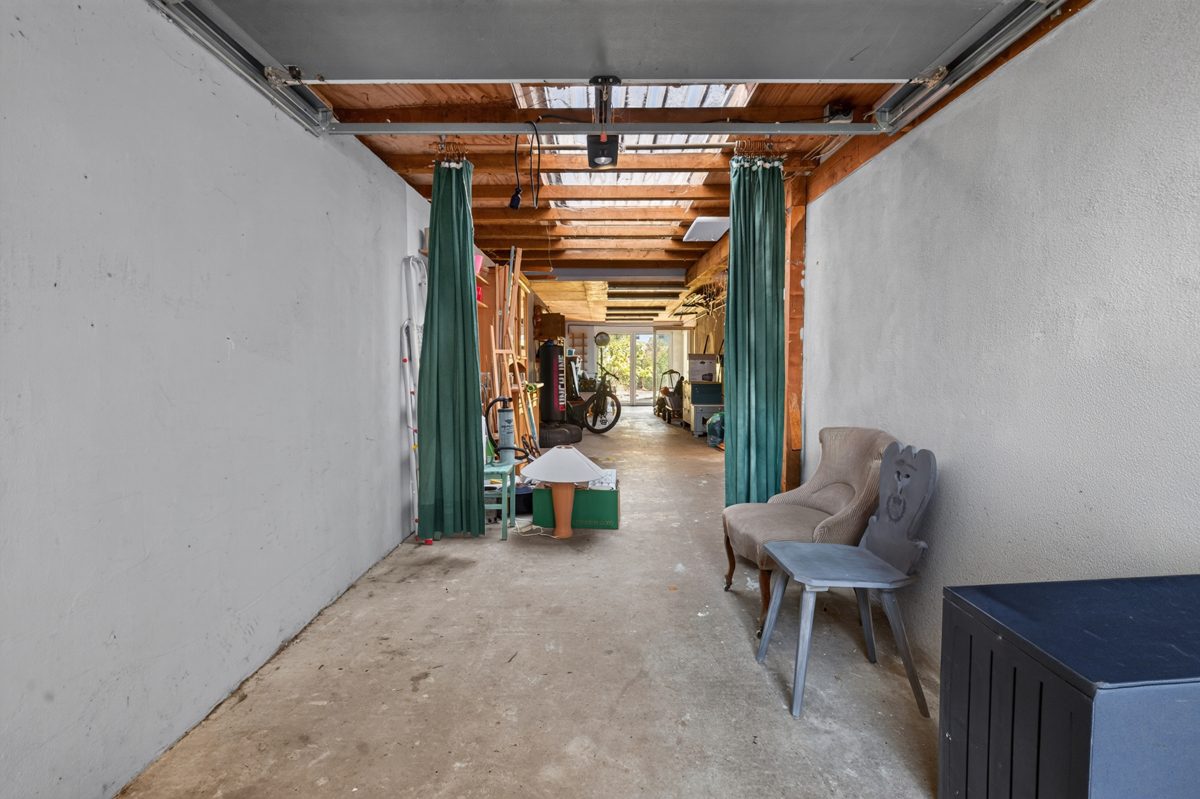 Immobilienangebot - Waghäusel / Wiesental - Wohnen & Anlage - Überraschend großzügig – modernisiertes Anwesen mit ca. 188 m² Wohnfläche, Anbau und Garten