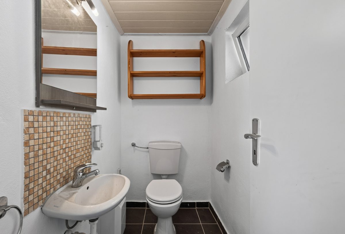 Immobilienangebot - Dettenheim / Rußheim - Wohnen & Anlage - Rückzugsort für die ganze Familie – Einfamilienhaus mit Garten, Kaminofen und flexiblem Nebengebäude