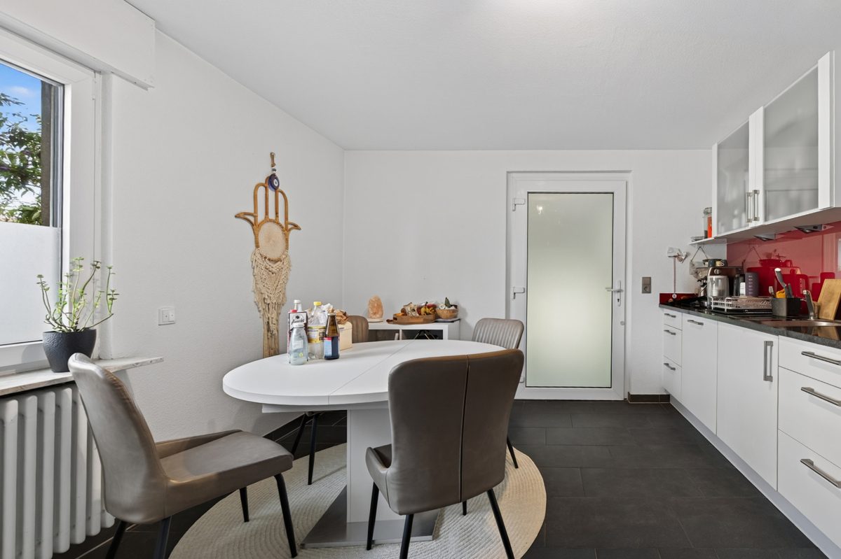 Küche im EG Immobilienangebot - Rheinstetten / Mörsch - Wohnen & Anlage - Kapitalanlage mit Zukunft - Ihr Zweifamilienhaus mit Perspektive
