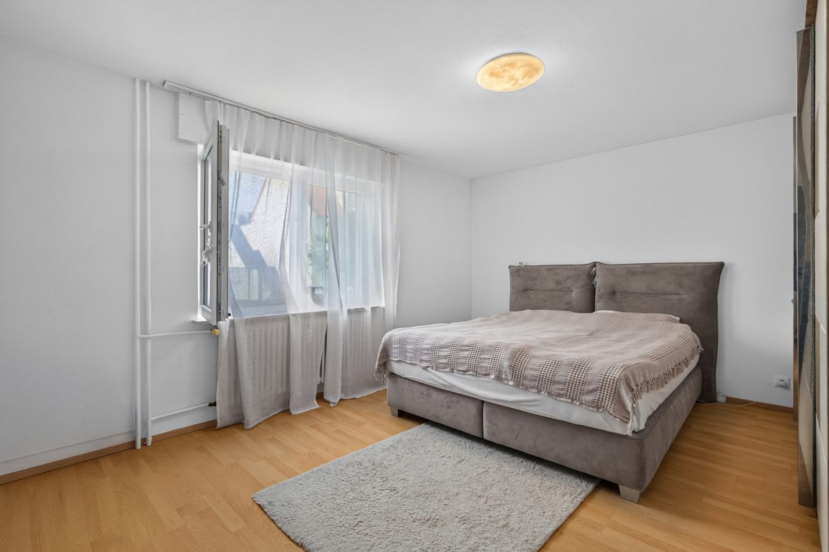 Schlafzimmer im EG Immobilienangebot - Rheinstetten / Mörsch - Wohnen & Anlage - Kapitalanlage mit Zukunft - Ihr Zweifamilienhaus mit Perspektive