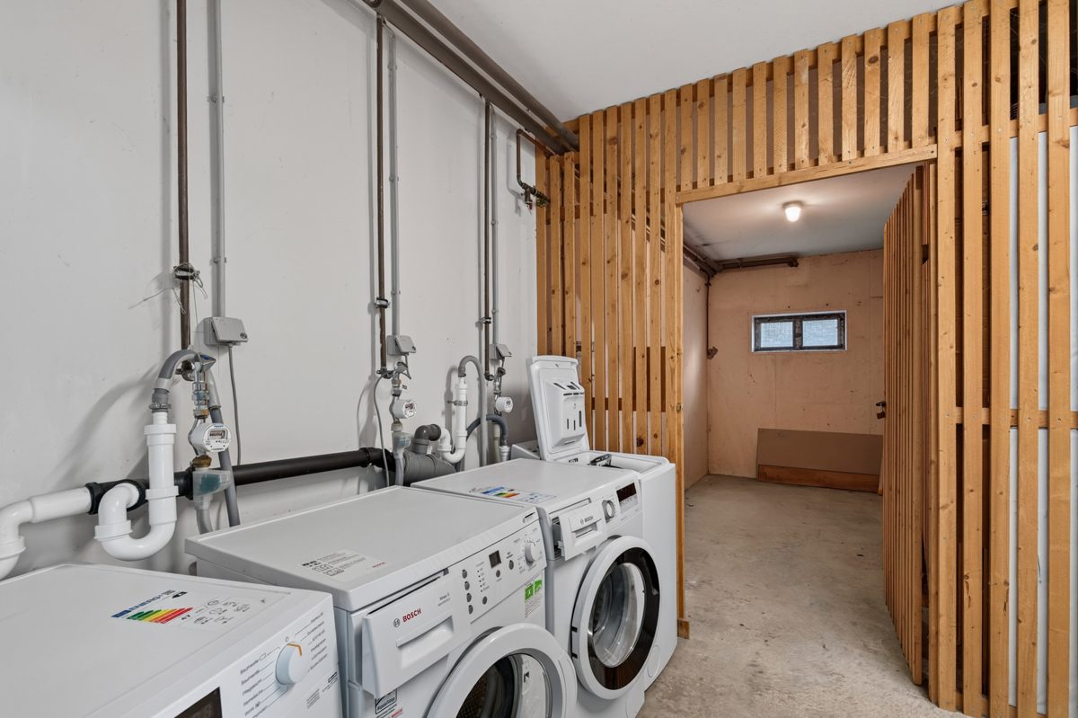 Keller Immobilienangebot - Linkenheim-Hochstetten / Linkenheim - Wohnungen - Modernisiert, gepflegt und bezugsbereit: Attraktive 3,5-Zimmer-Wohnung mit Balkon und Garage!