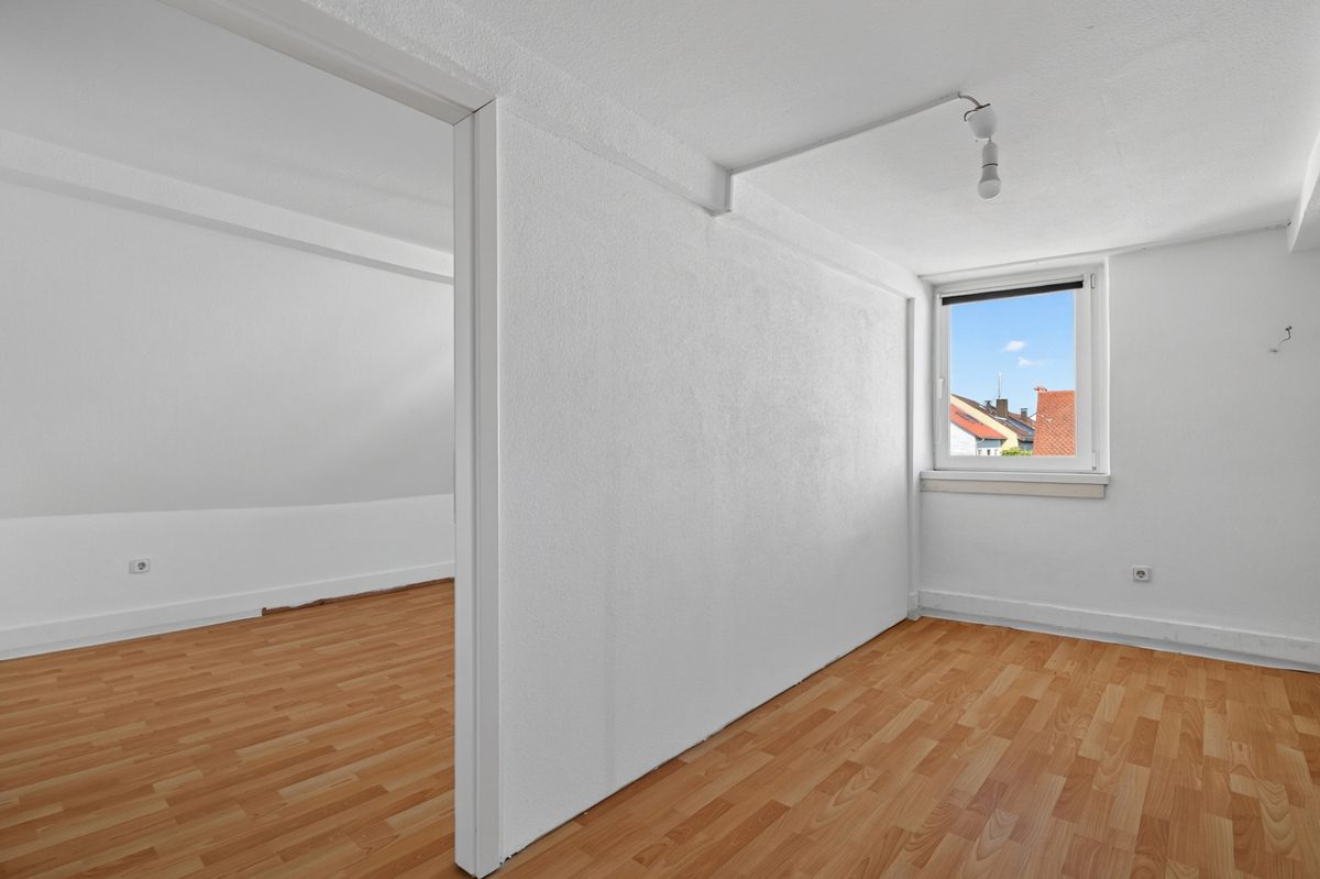 Immobilienangebot - Weingarten - Wohnen & Anlage - Raum für neue Ideen – Sanierungs-/Abrissgrundstück in attraktiver Lage!