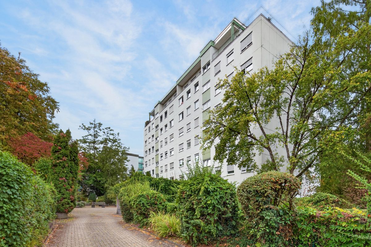 Immobilienangebot - Ettlingen - Wohnungen - Heute schon an morgen denken - freiwerdende 4 ZKB mit Tiefgaragenstellplatz