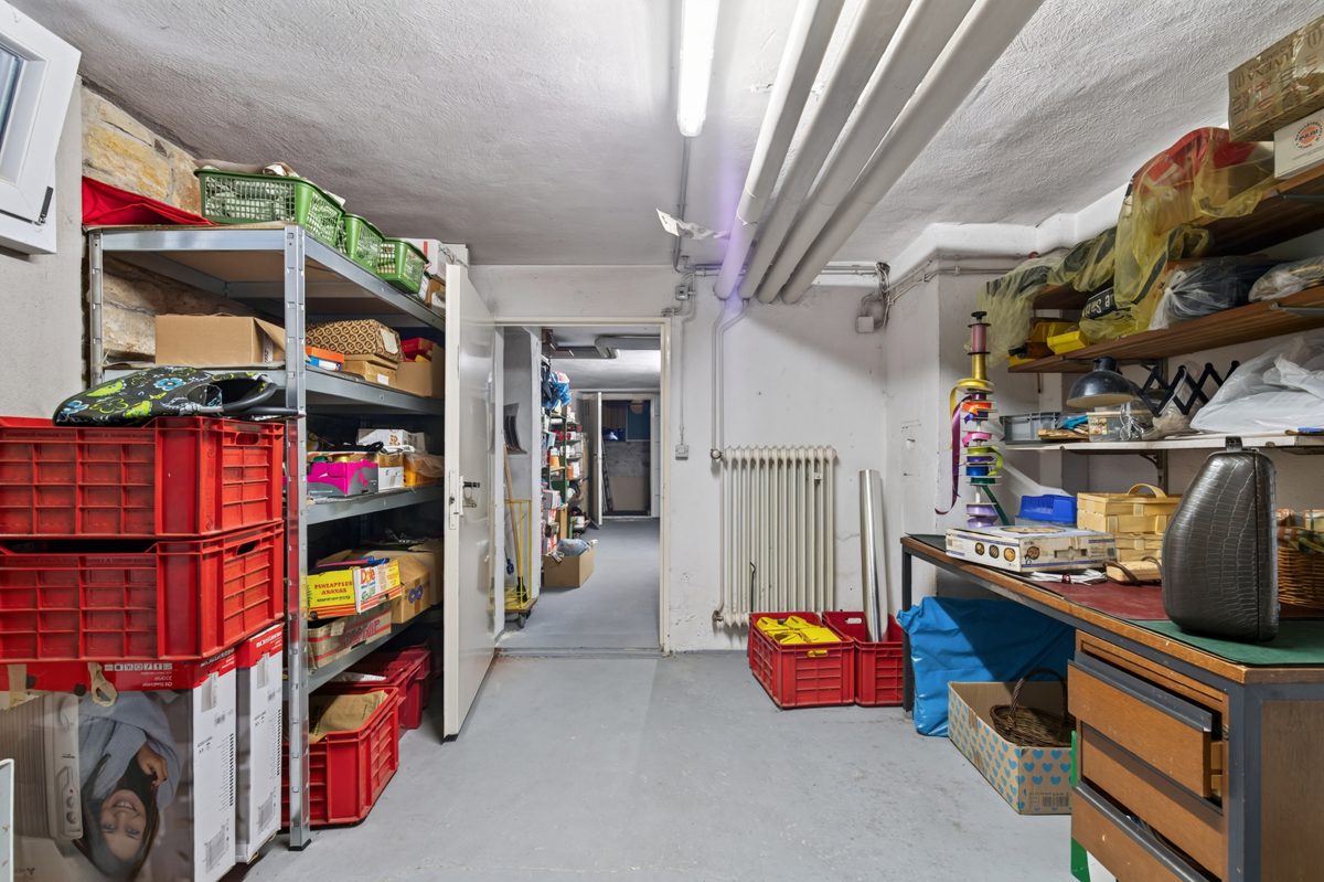 Immobilienangebot - Baden-Baden / Haueneberstein - Wohnen & Anlage - Selbst wohnen, Miete einnehmen – Einfamilienhaus mit vermieteter Bäckerei in Baden-Baden