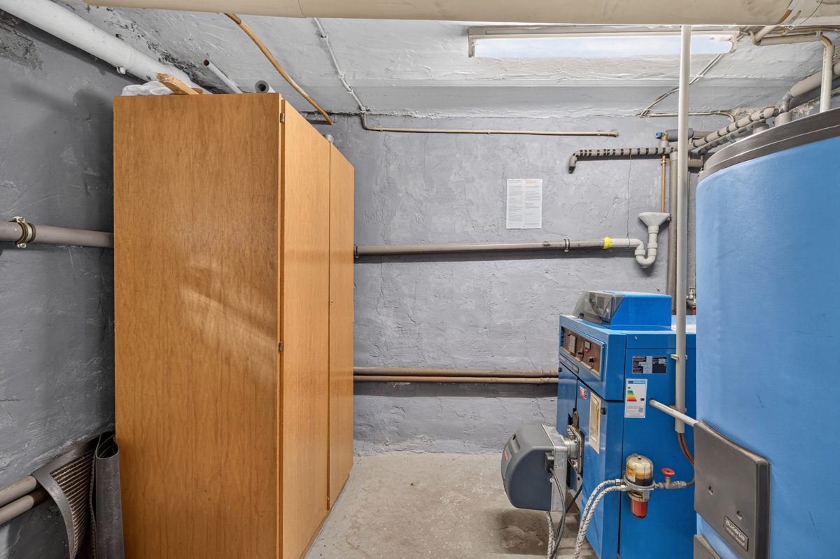 Heizraum Immobilienangebot - Karlsruhe / Grünwettersbach - Wohnen & Anlage - Zweifamilienhaus mit Garten, Scheune und Erweiterungsmöglichkeiten – Platz für Ihre Wohnideen