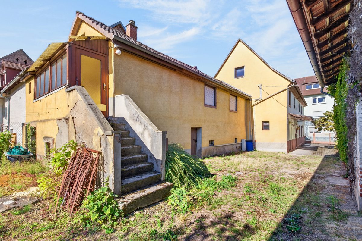 Ansicht Hof Immobilienangebot - Karlsruhe / Durlach-Aue - Grundstücke - Projektentwickler aufgepasst! Interessantes Grundstück in Durlach-Aue