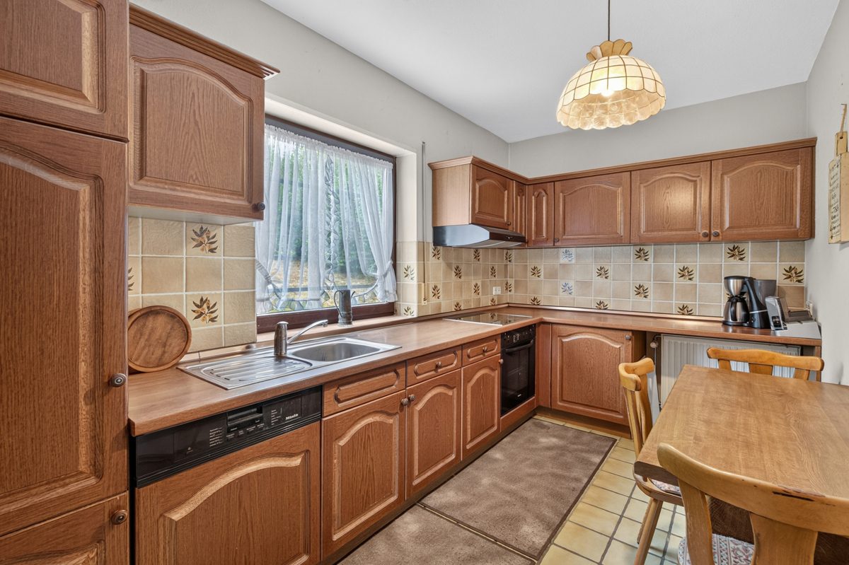 Einbauküche Immobilienangebot - Karlsruhe / Grünwettersbach - Wohnen & Anlage - Viel Platz zum Leben. Viel Raum für Ideen. Ihr Familiendomizil in Grünwettersbach