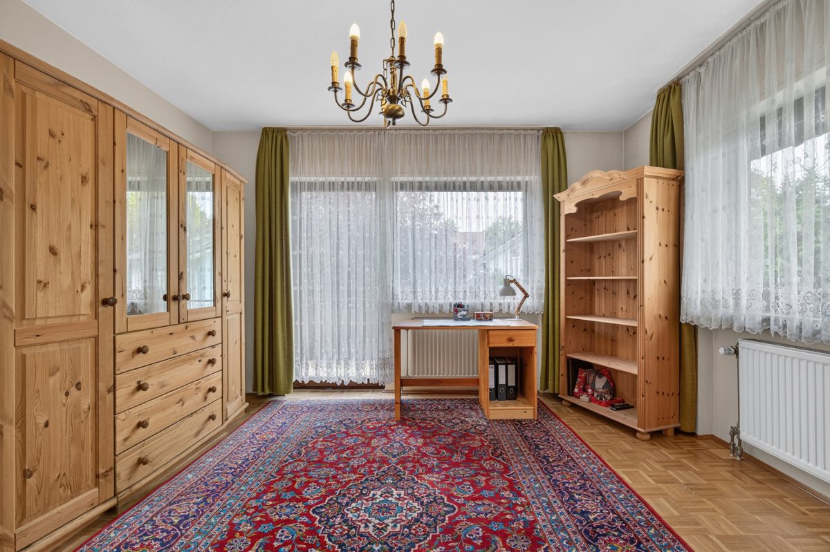 Schlafzimmer 3 Immobilienangebot - Karlsruhe / Grünwettersbach - Wohnen & Anlage - Viel Platz zum Leben. Viel Raum für Ideen. Ihr Familiendomizil in Grünwettersbach