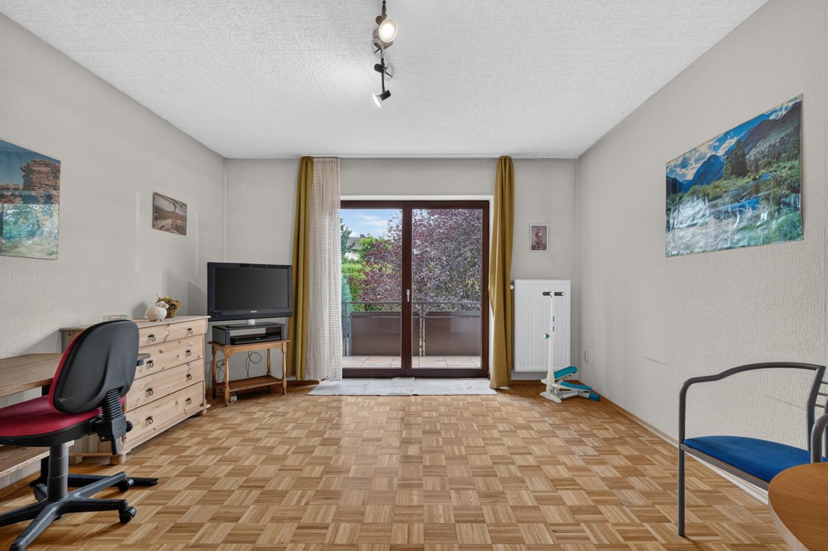 Schlafzimmer 1 Immobilienangebot - Karlsruhe / Grünwettersbach - Wohnen & Anlage - Viel Platz zum Leben. Viel Raum für Ideen. Ihr Familiendomizil in Grünwettersbach