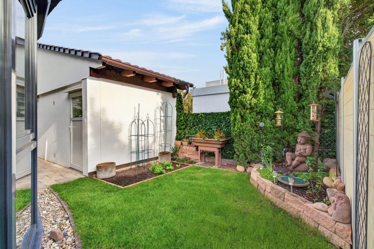 Immobilienangebot - Karlsruhe - Wohnen & Anlage - Ideal für die kleine Familie! Ansprechende Doppelhaushälfte in der Heidenstückersiedlung