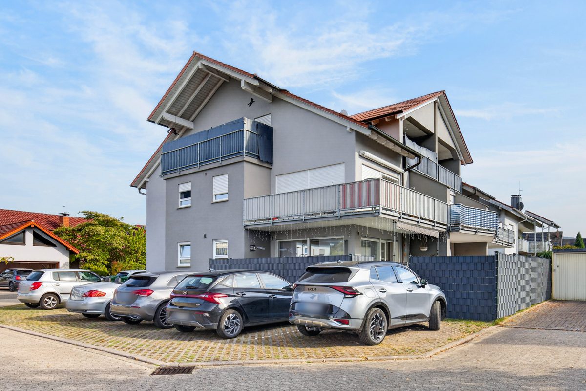 Außenansicht hinten Immobilienangebot - Malsch - Wohnungen - Charmante Erdgeschosswohnung mit großem Eckbalkon und perfekter Infrastruktur