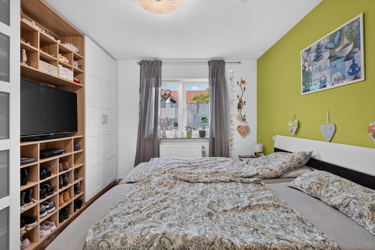 Schlafzimmer Immobilienangebot - Malsch - Wohnungen - Charmante Erdgeschosswohnung mit großem Eckbalkon und perfekter Infrastruktur