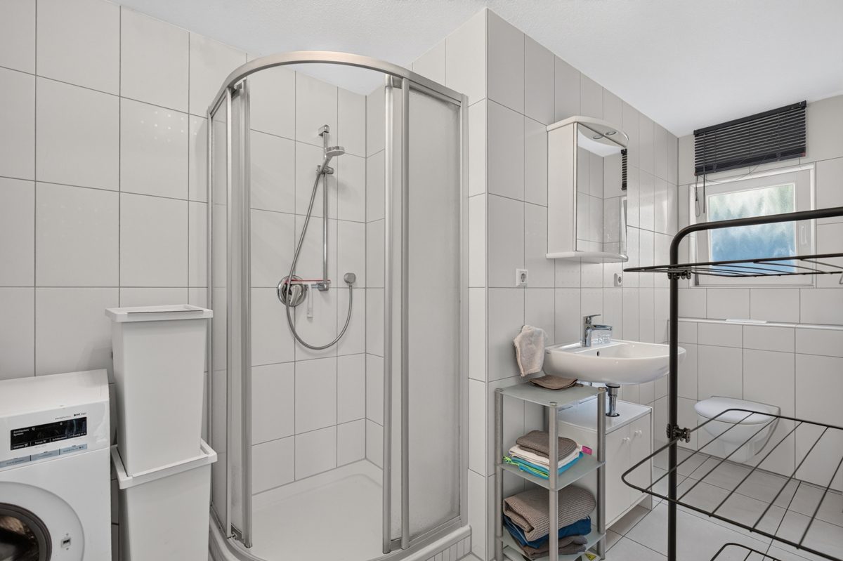 Immobilienangebot - Pfinztal / Kleinsteinbach - Wohnen & Anlage - Viel Platz für Ihre Wohnträume – Einfamilienhaus mit Einliegerwohnung und Weitblick