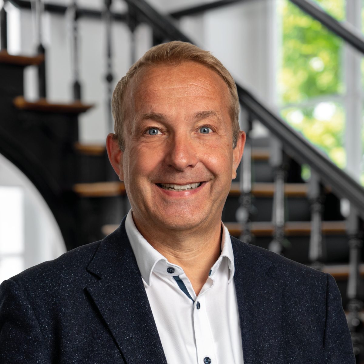 Stephan Duray, Vertriebler