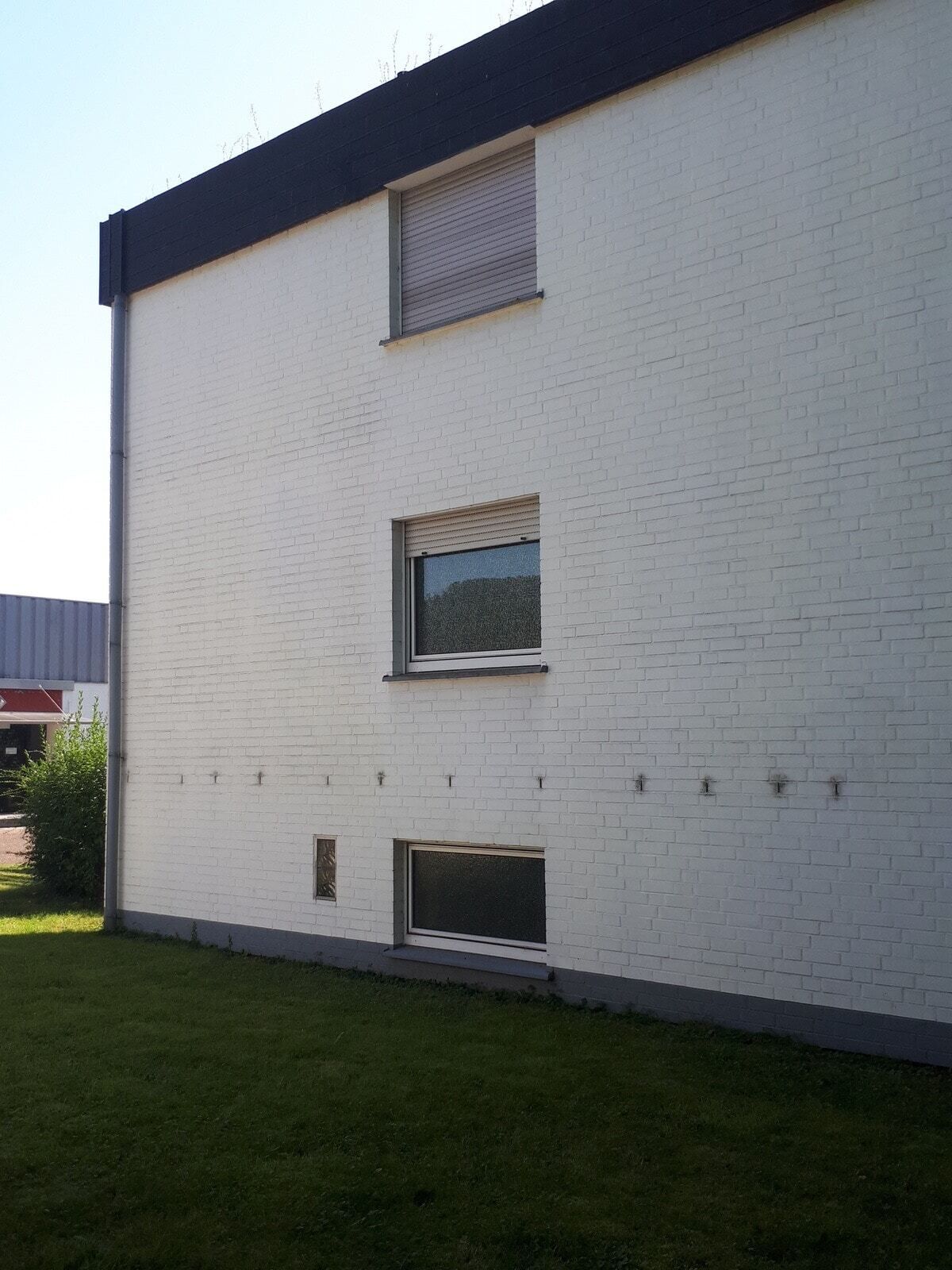 Immobilienangebot - Höxter - Gewerbe - Wohnen und Arbeiten unter einem Dach in Höxter mit Blick ins Grüne