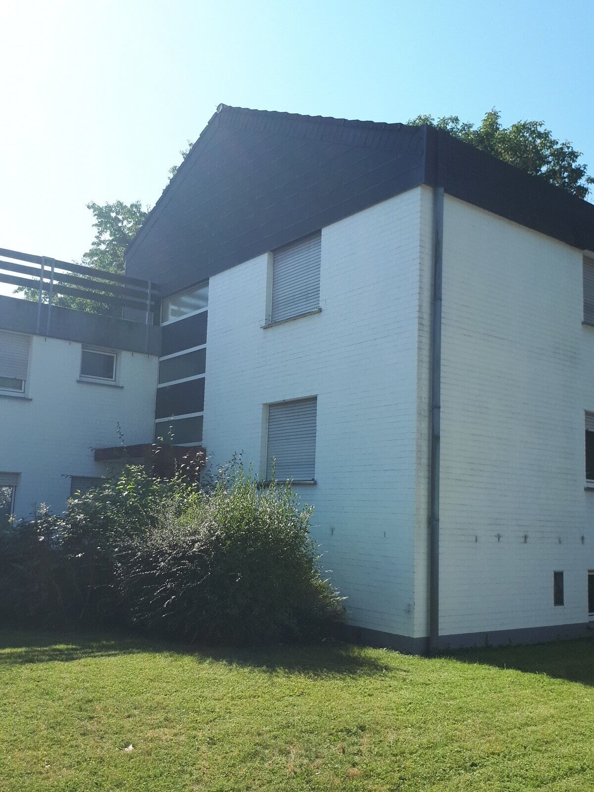 Immobilienangebot - Höxter - Gewerbe - Wohnen und Arbeiten unter einem Dach in Höxter mit Blick ins Grüne