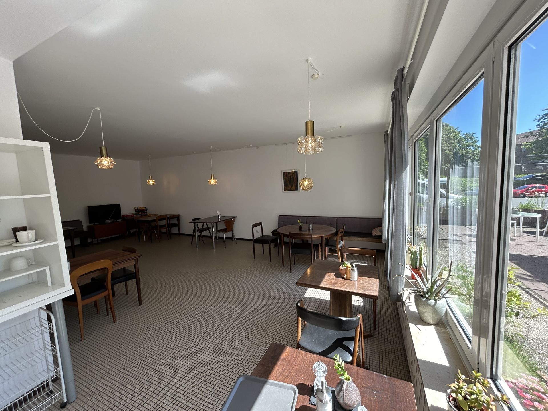 Immobilienangebot - Detmold - Alle - Vielseitig nutzbare Gewerbeimmobilie mit 4 Wohnungen