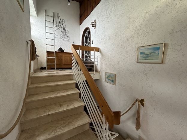 Immobilienangebot - Brakel - Alle - Großzügiges Einfamilienhaus in Brakel