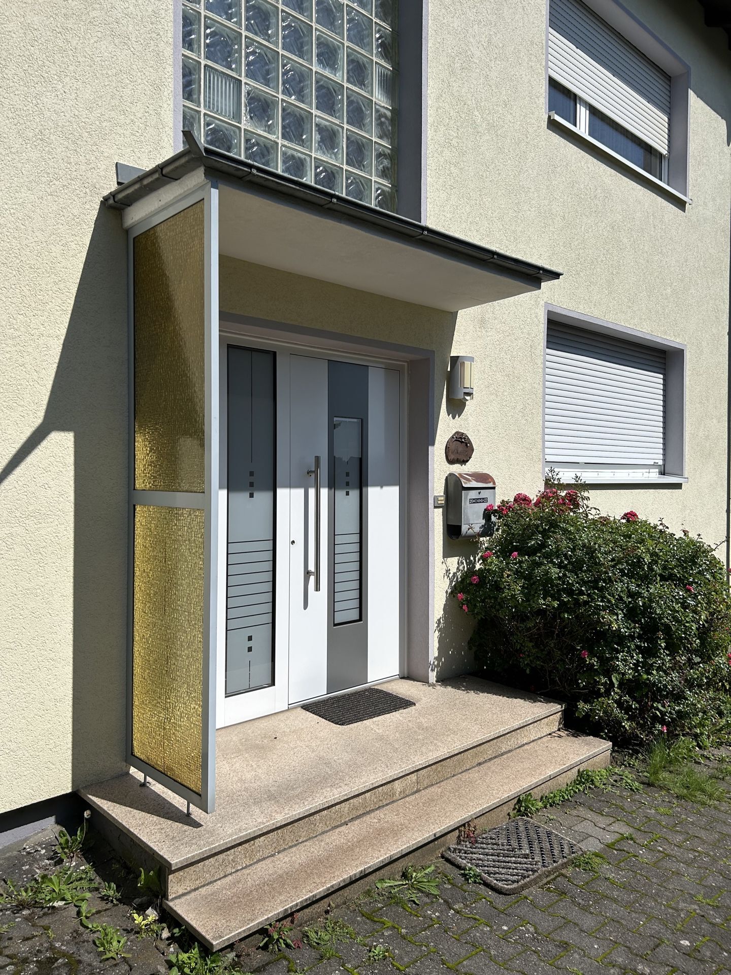 Immobilienangebot - Bad Driburg - Alle - 2 Familienhaus mit Garage !!