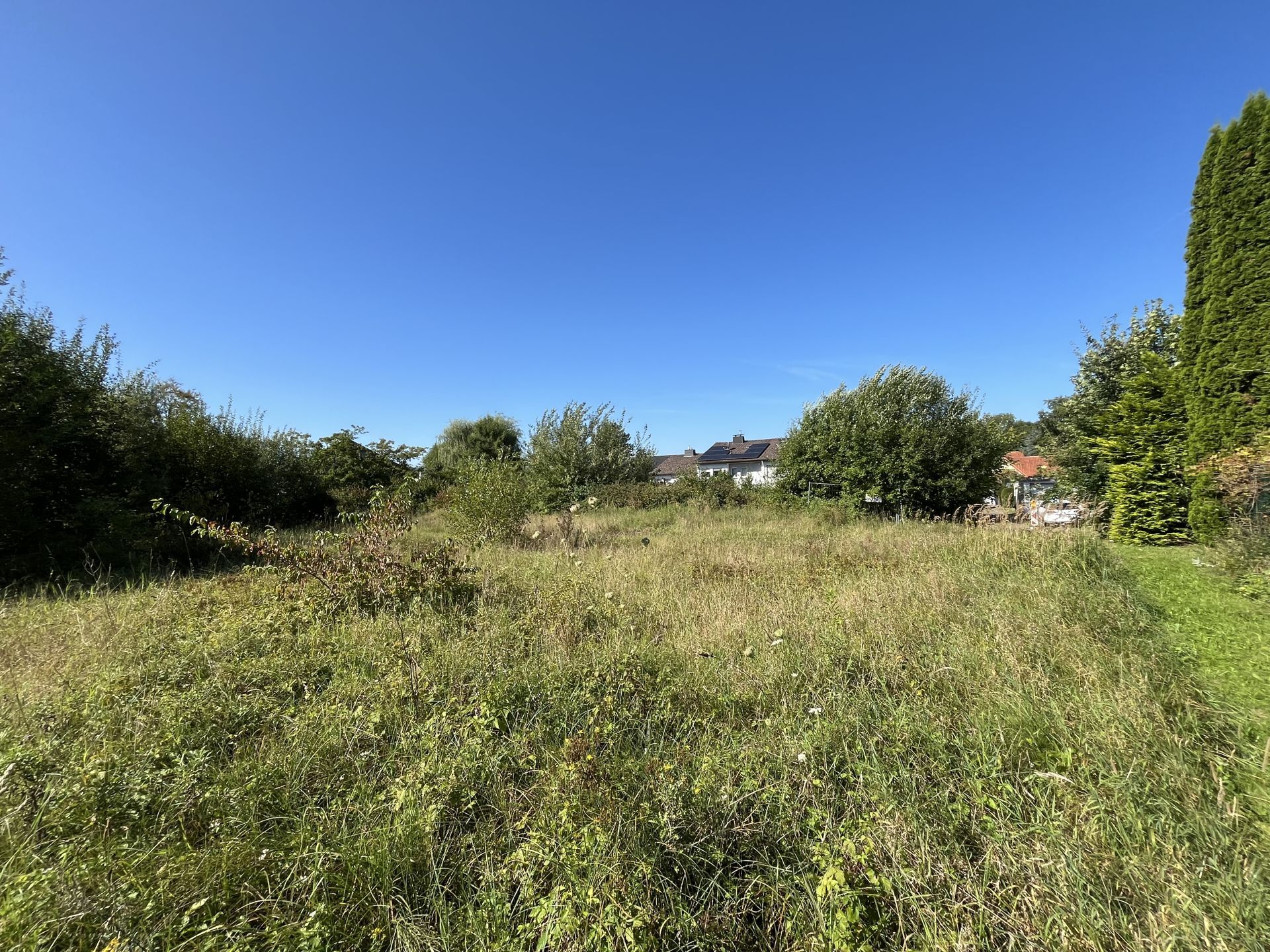 Immobilienangebot - Detmold - Grundstücke - Ruhiges Baugrundstück im Grünen: für Wohnen + Gewerbe