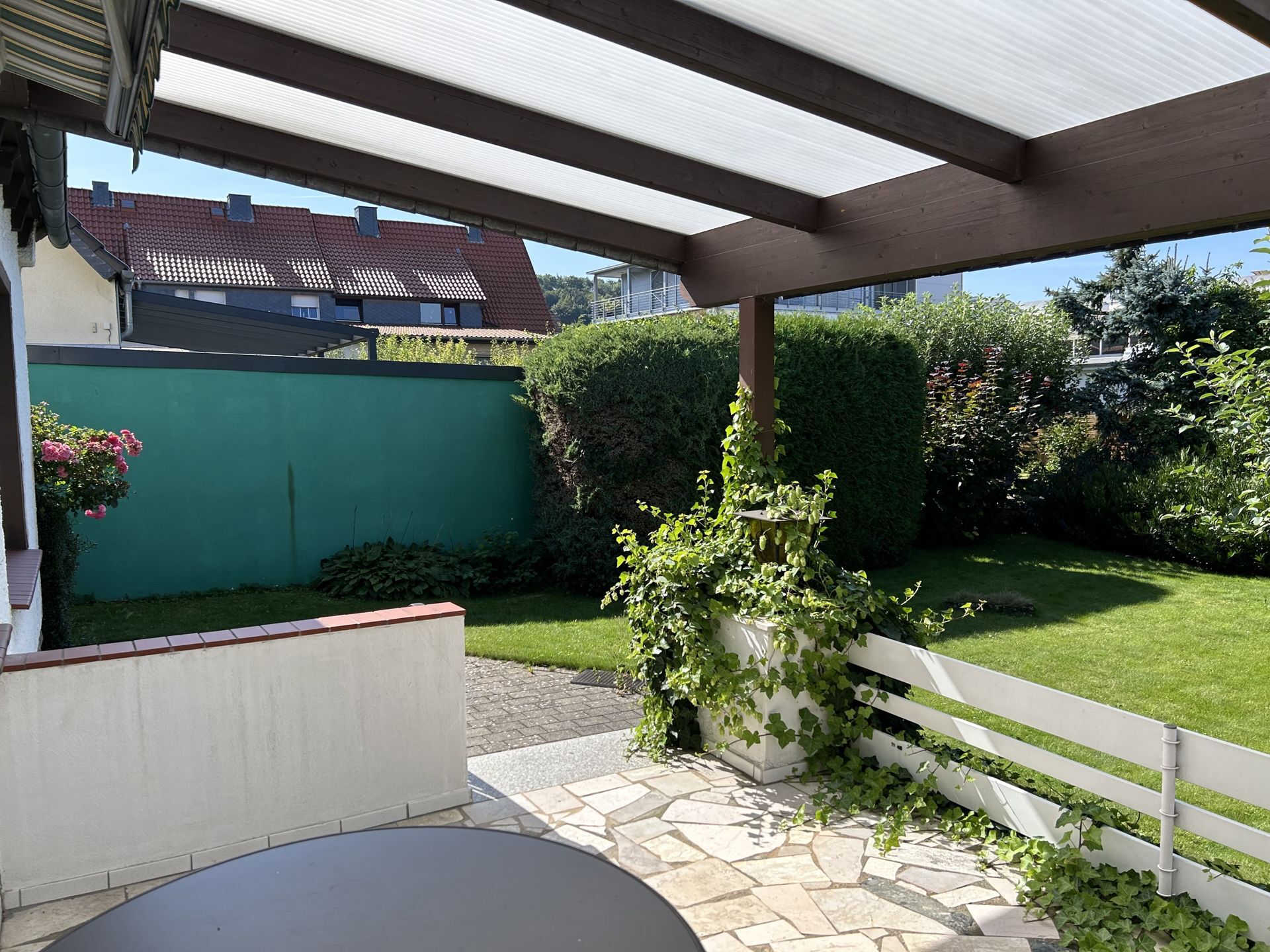 Immobilienangebot - Nieheim - Alle - Einfamilienhaus mit Garage
