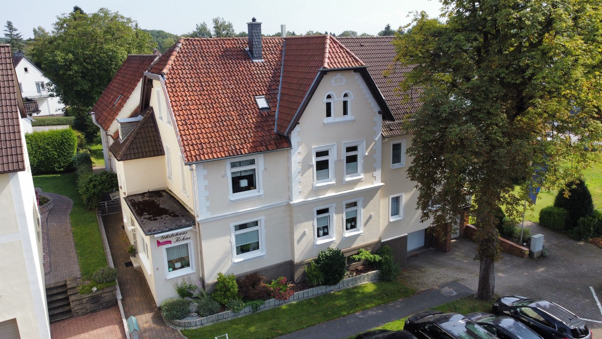 Immobilienangebot - Horn-Bad Meinberg - Alle - Vielseitig nutzbares, attraktives Gästehaus in Kurparknähe