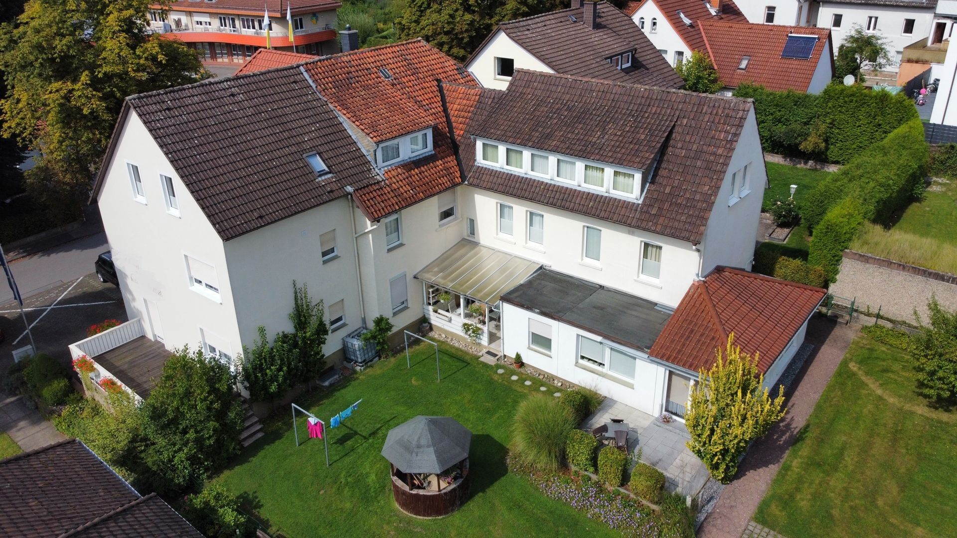 Immobilienangebot - Horn-Bad Meinberg - Alle - Vielseitig nutzbares, attraktives Gästehaus in Kurparknähe