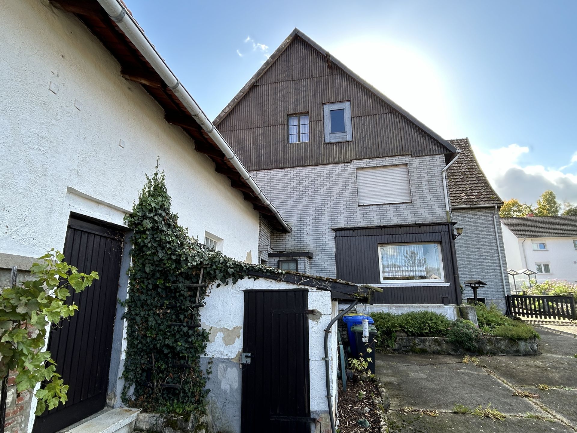 Immobilienangebot - Warburg / Herlinghausen - Alle - EFH zur freien Entfaltung in Warburg-Herlinghausen