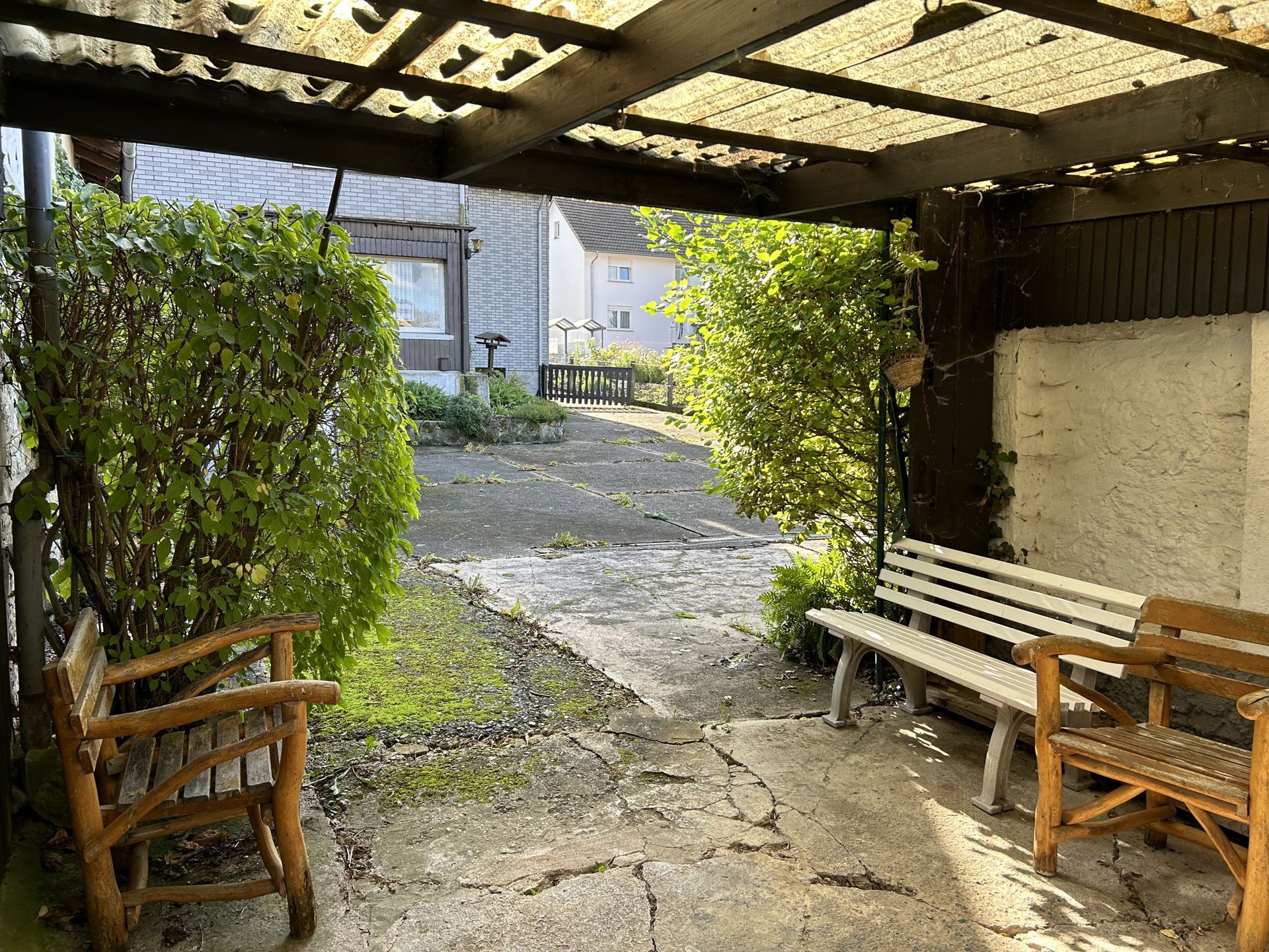 Immobilienangebot - Warburg / Herlinghausen - Alle - EFH zur freien Entfaltung in Warburg-Herlinghausen