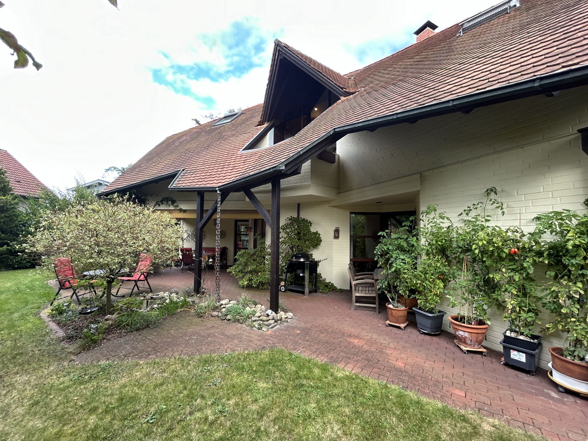 Immobilienangebot - Hövelhof - Alle - Entdecken Sie Ihren Familientraum inmitten einer grünen Oase!