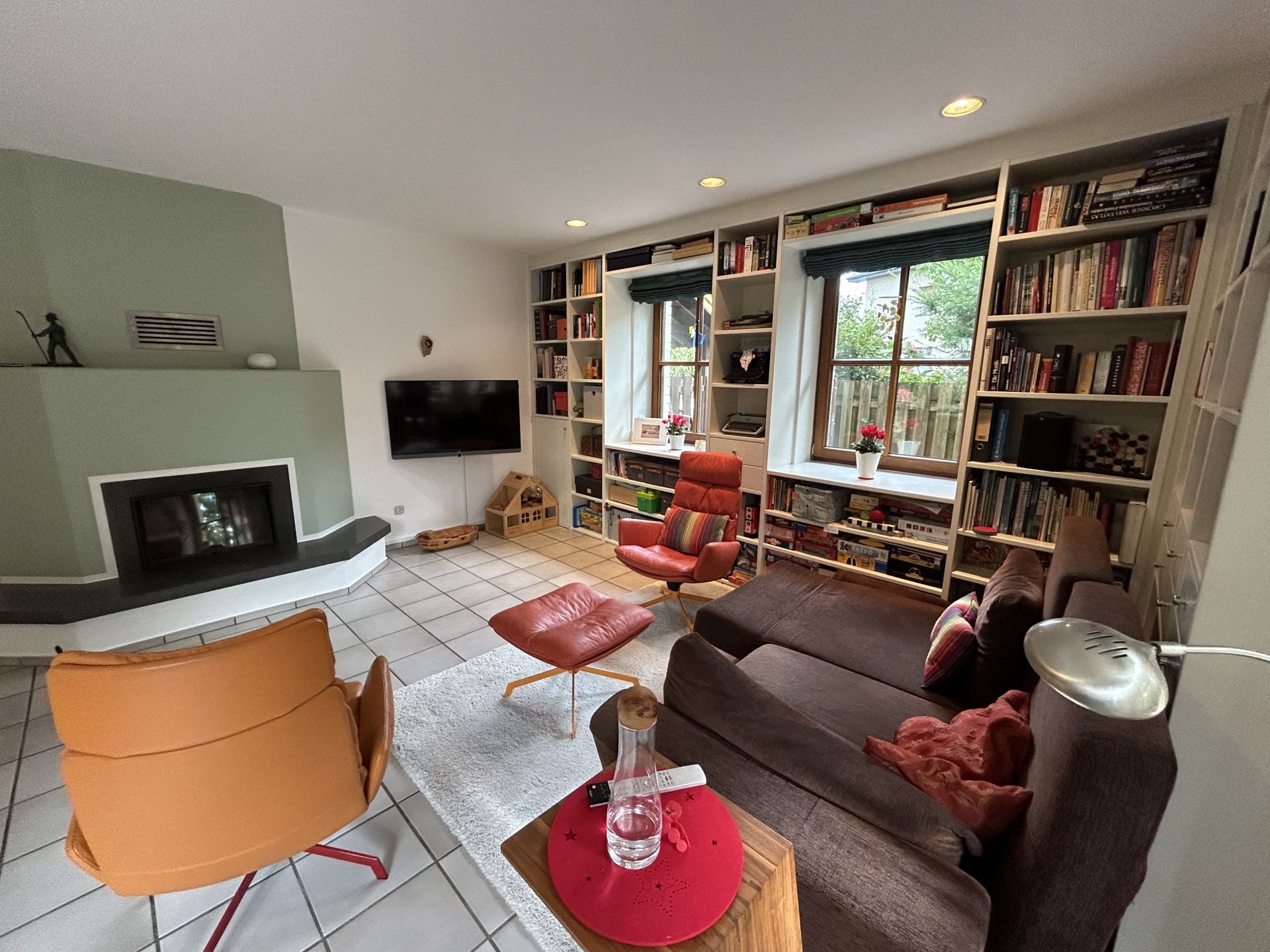 Immobilienangebot - Hövelhof - Alle - Entdecken Sie Ihren Familientraum inmitten einer grünen Oase!