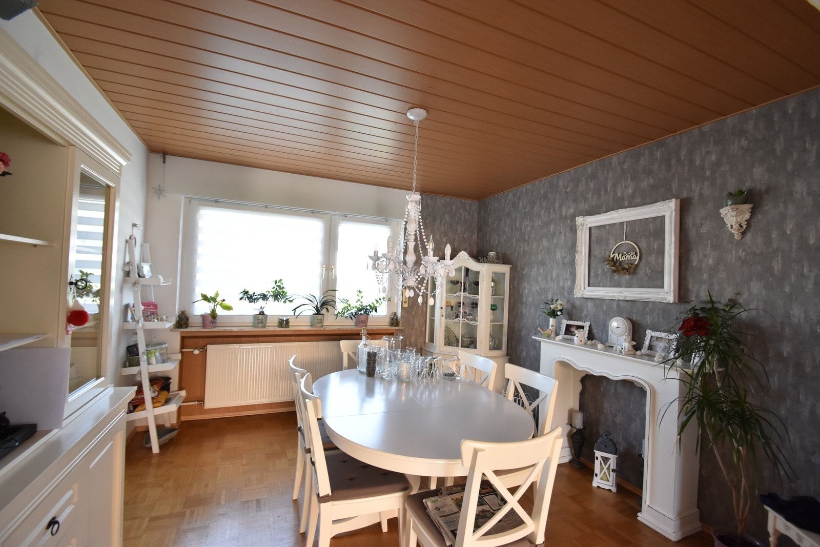 Immobilienangebot - Paderborn / Schloß Neuhaus - Alle - Attraktivität am Habichtssee!