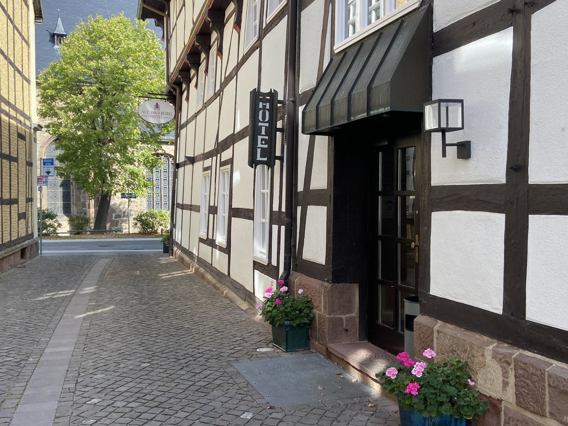 Immobilienangebot - Warburg - Gewerbe - Hotel ‚Alt Warburg‘