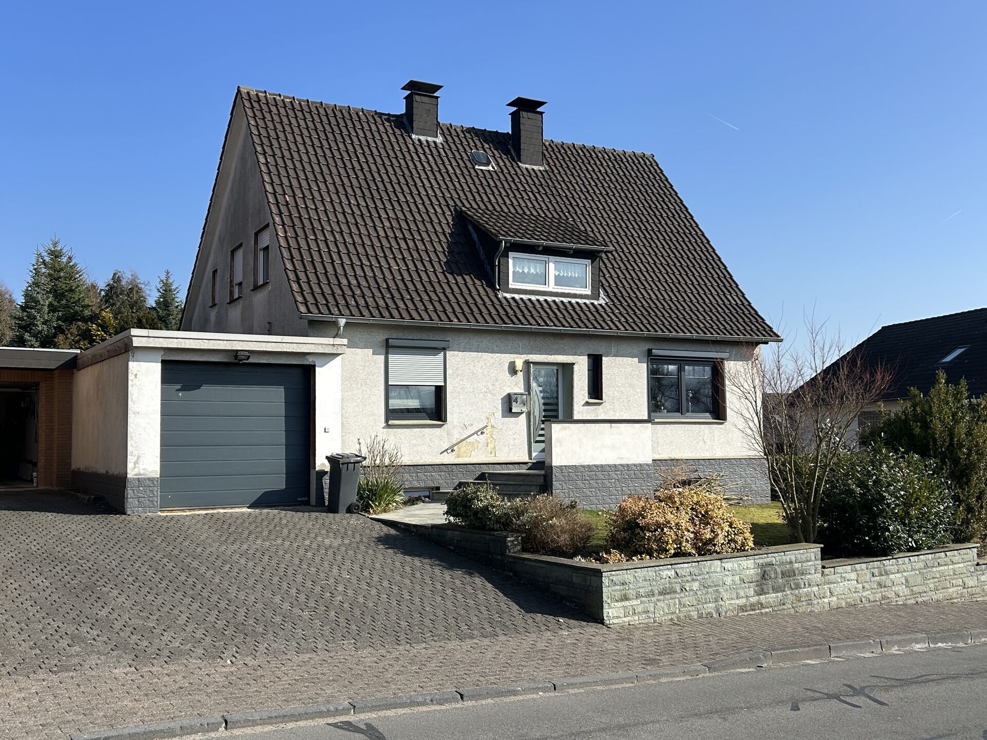 Immobilienangebot - Marsberg / Westheim - Alle - Gepflegtes Einfamilienhaus sucht neuen Besitzer