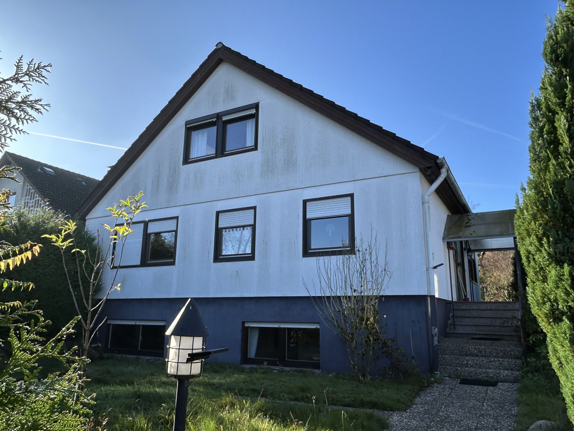 Immobilienangebot - Detmold / Loßbruch - Alle - Machen Sie aus „Second hand“ ein Top Zuhause!