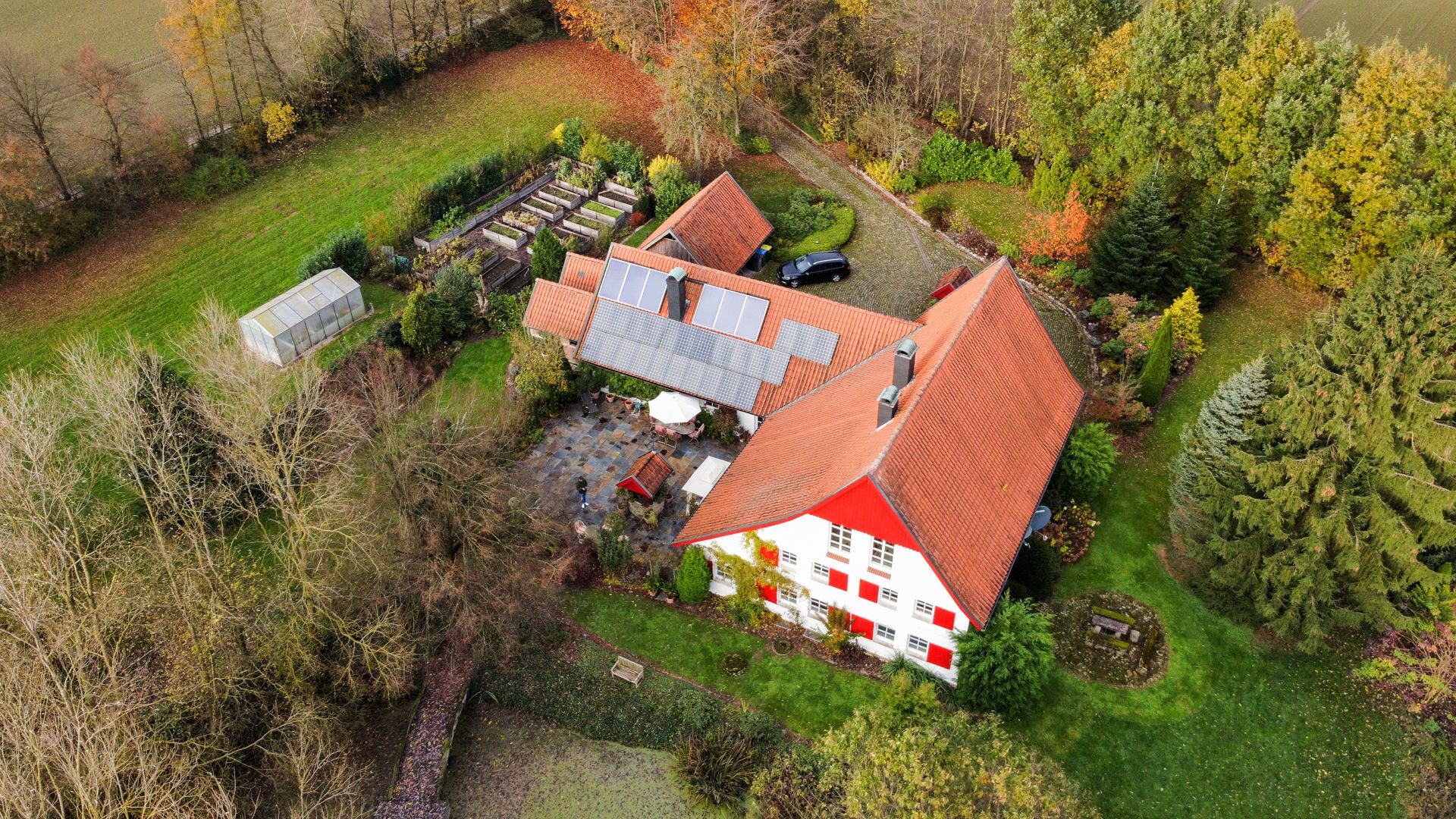 Immobilienangebot - Horn-Bad Meinberg / Fissenknick - Alle - „Erlebniswelt für Fachwerkliebhaber“ in Fast-Alleinlage!