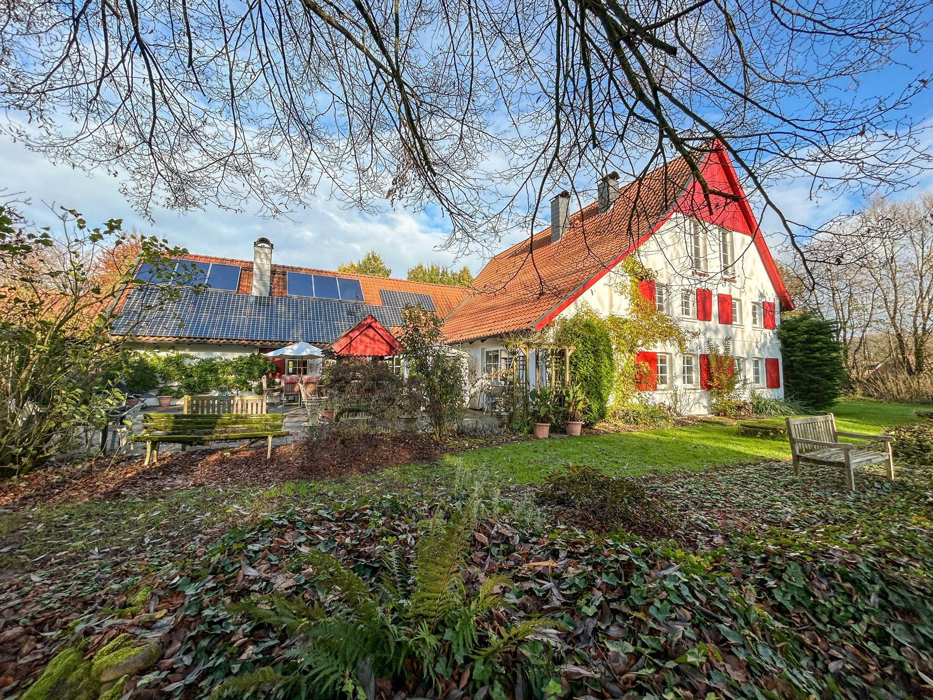 Immobilienangebot - Horn-Bad Meinberg / Fissenknick - Alle - „Erlebniswelt für Fachwerkliebhaber“ in Fast-Alleinlage!