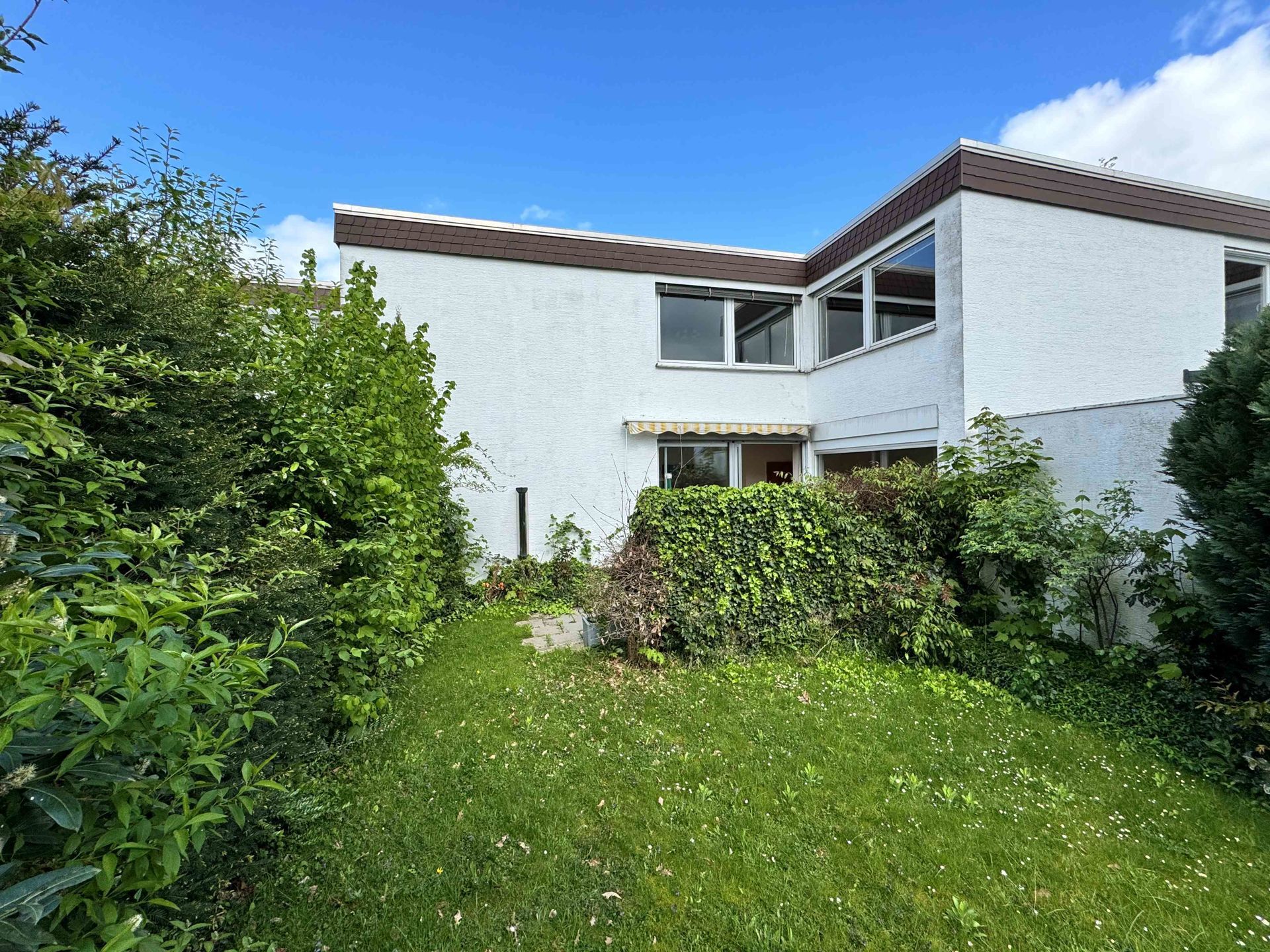 Immobilienangebot - Paderborn - Alle - Reihenmittelhaus in bevorzugter Wohnlage in Paderborn