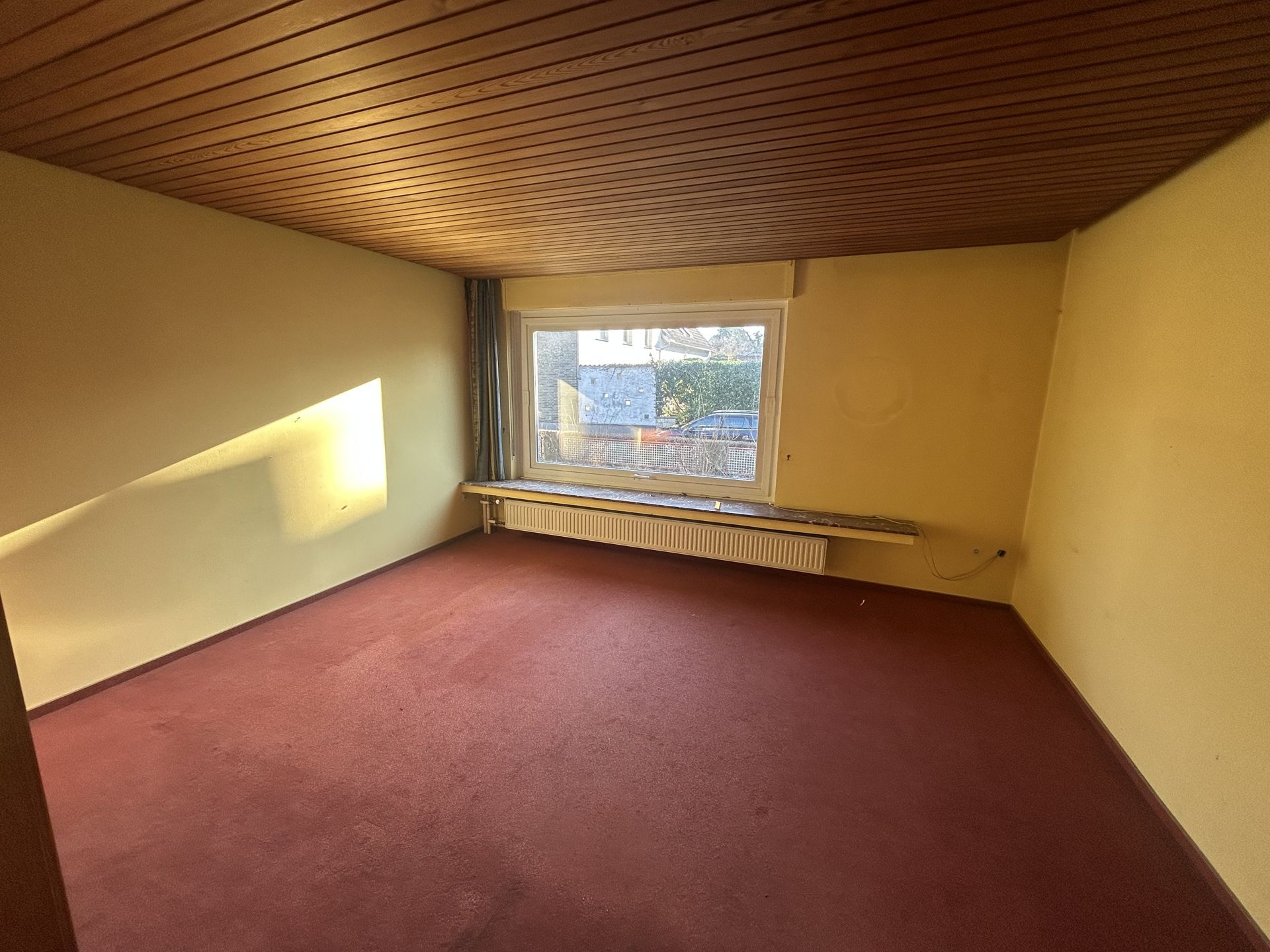 Immobilienangebot - Salzkotten - Alle - Solides Haus wartet auf Ihre Ideen!