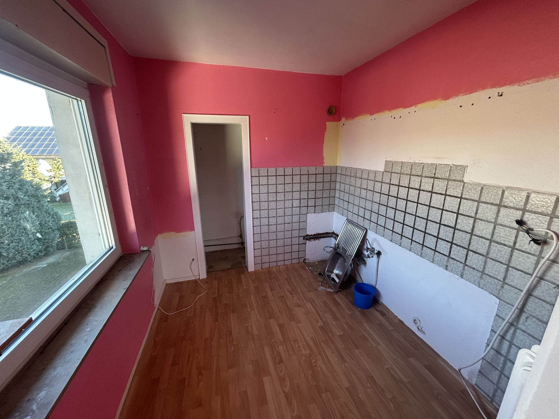 Immobilienangebot - Salzkotten - Alle - Solides Haus wartet auf Ihre Ideen!
