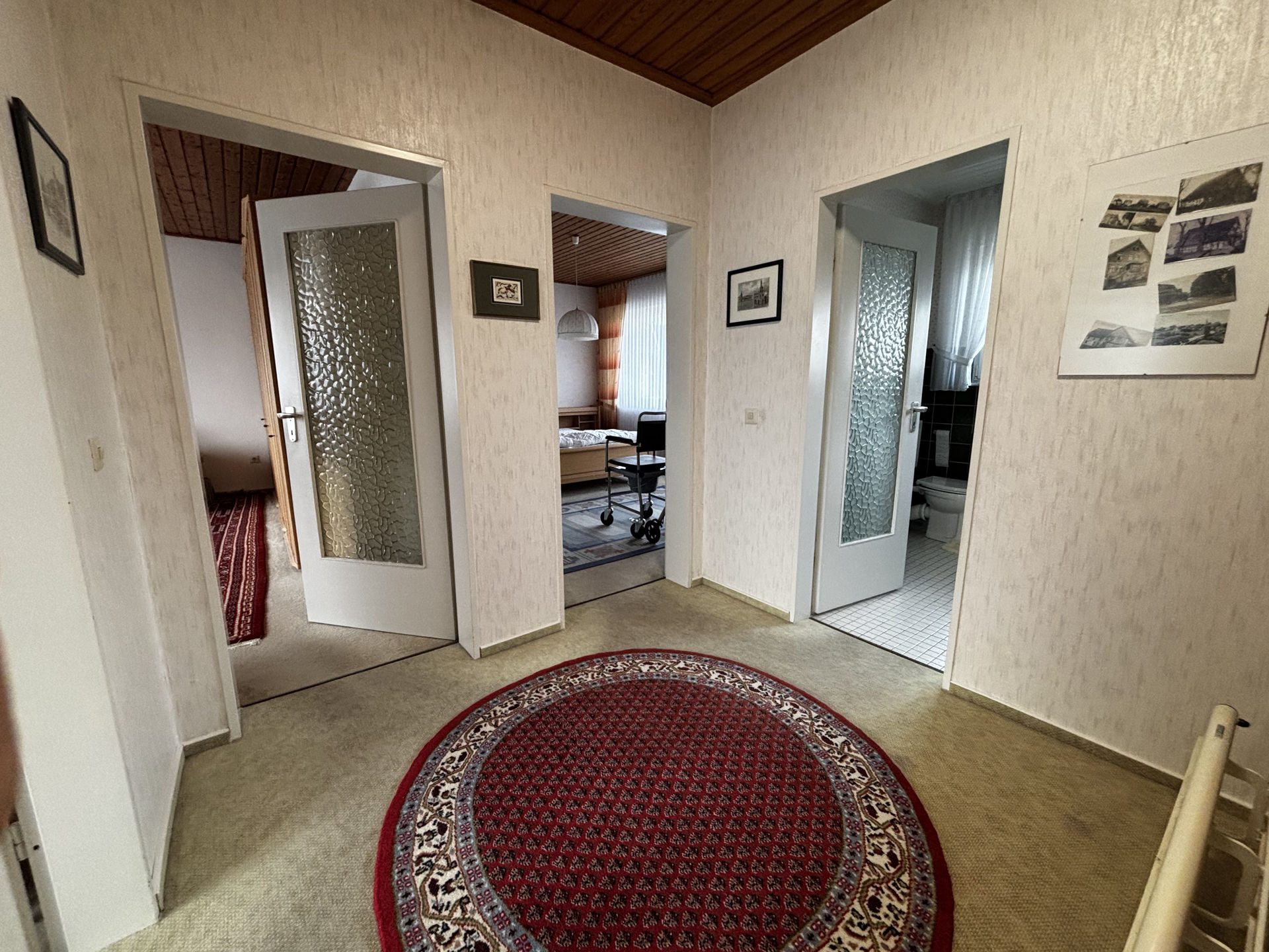 Immobilienangebot - Lage - Alle - Reihenendhaus in attraktiver Lage wartet auf neuen Glanz!