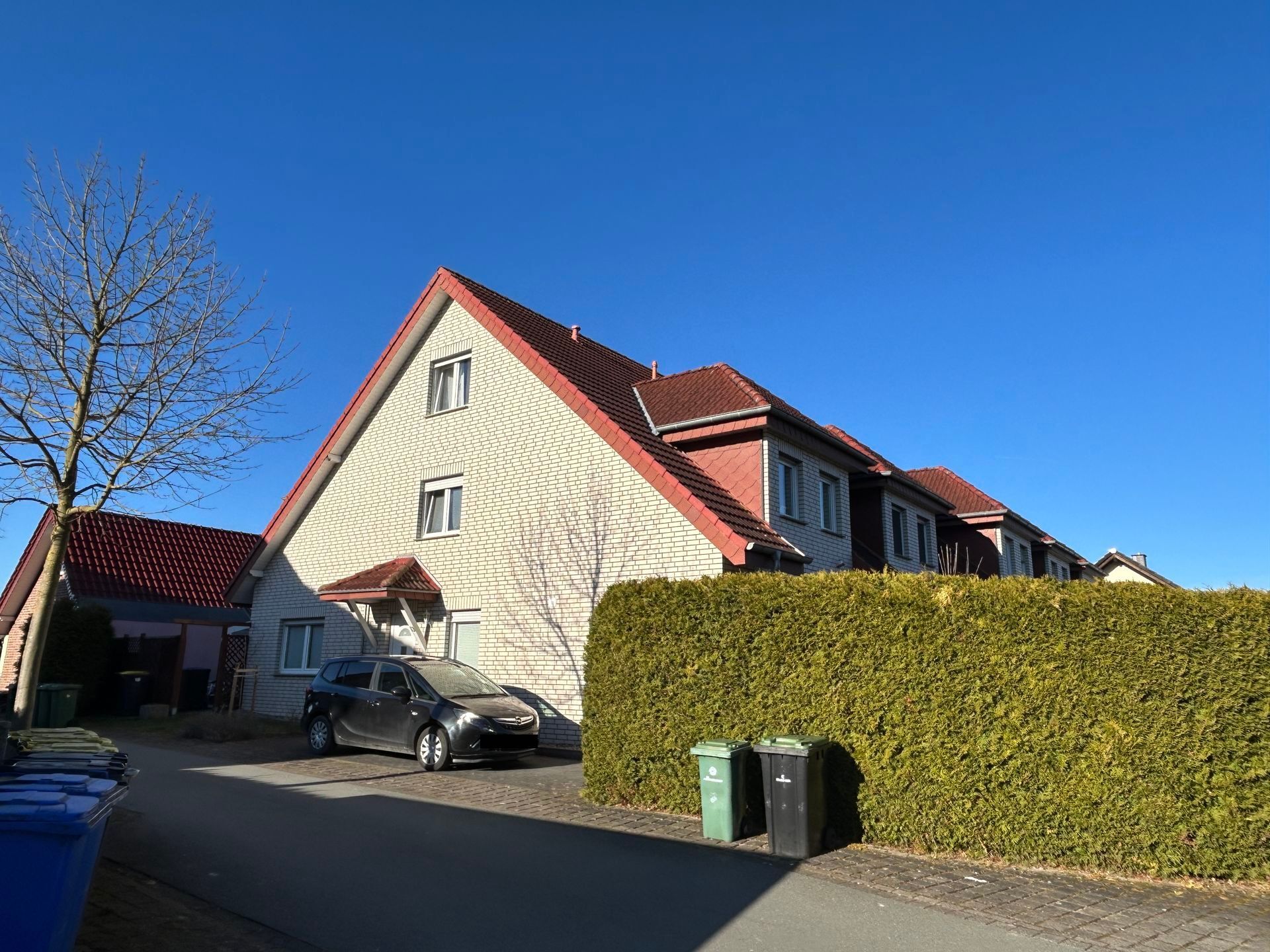 Immobilienangebot - Warburg - Alle - Reihenendhaus in ruhiger Sackgasse – Ihr neues Zuhause
