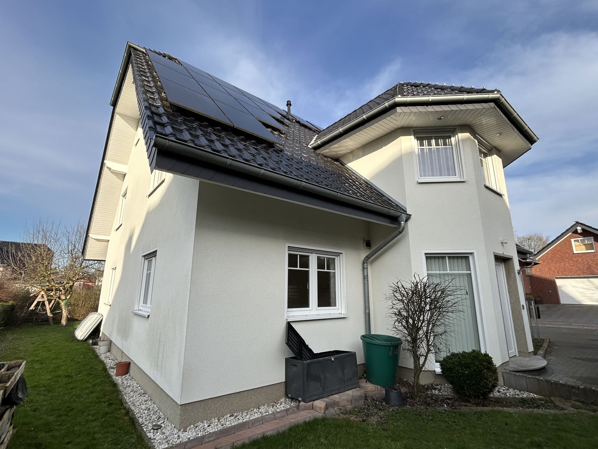 Immobilienangebot - Warburg - Alle - Gepflegtes und geräumiges Einfamilienhaus in Warburg