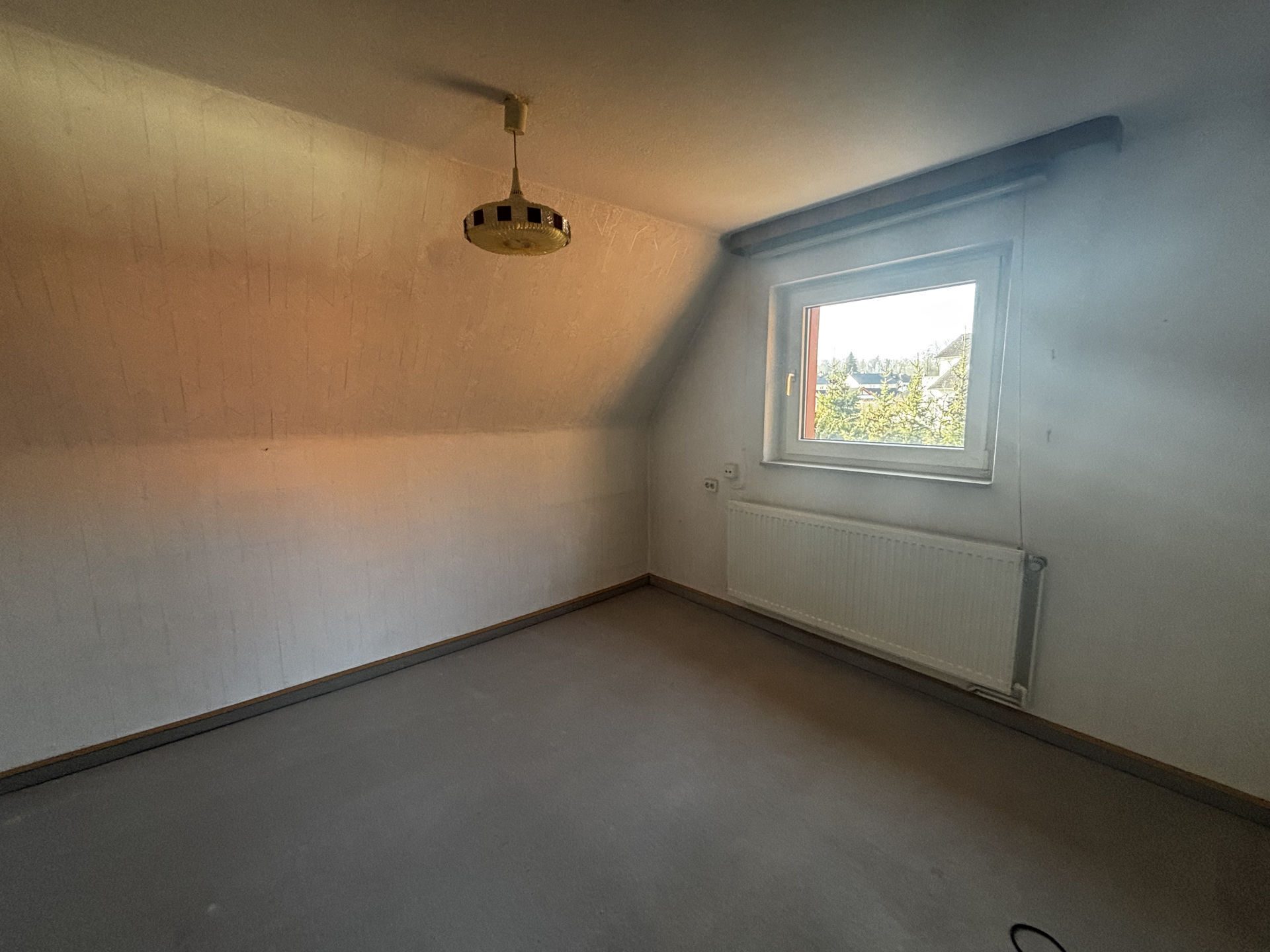 Immobilienangebot - Lage - Alle - Ideal für die kleine Familie!