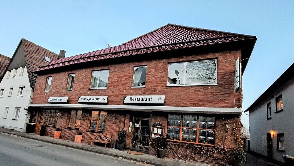 Immobilienangebot - Steinheim - Gewerbe - Vielseitige Immobilie in Steinheim – Ihr Traumobjekt für Gastronomie und Veranstaltungen