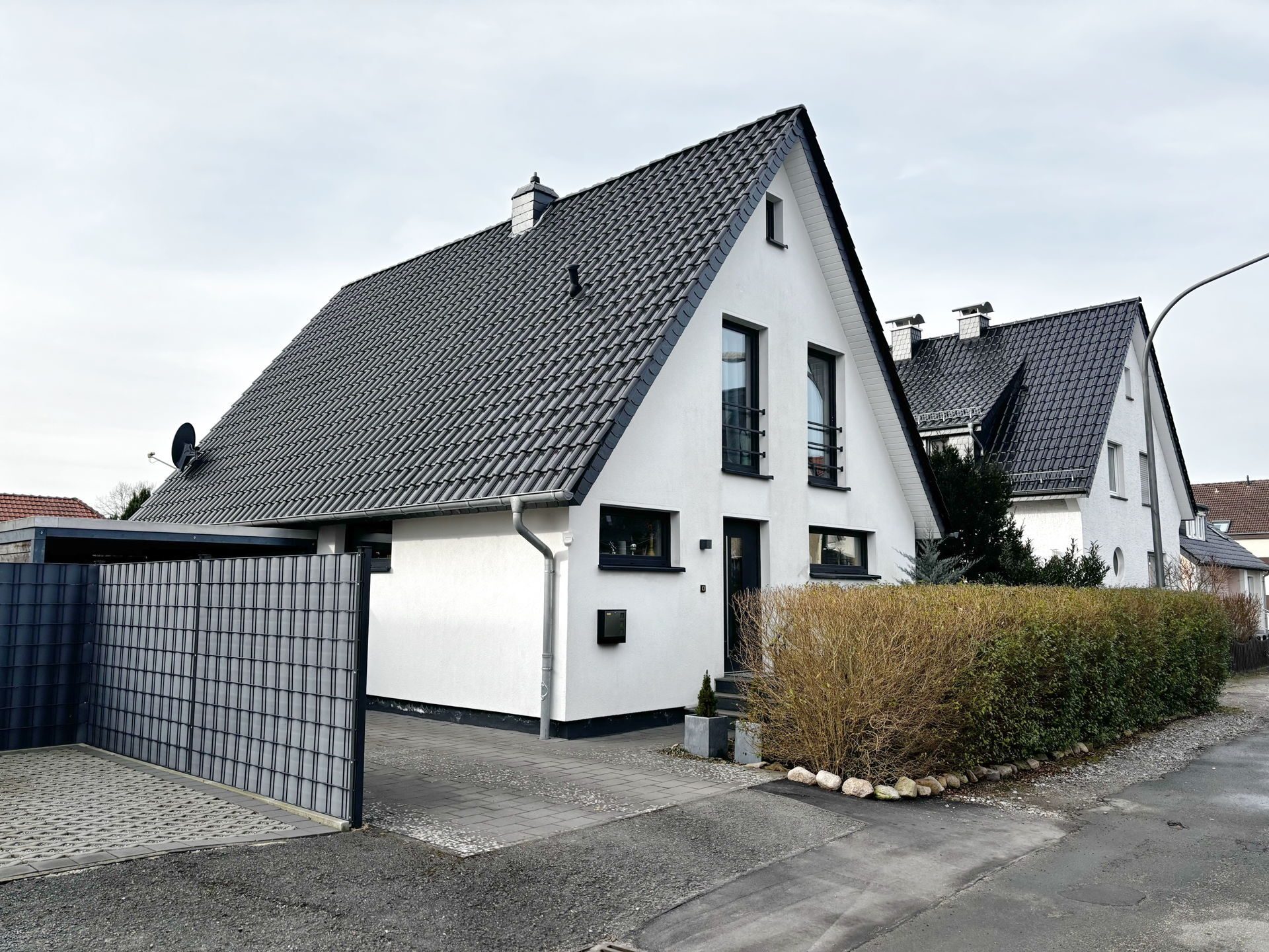 Immobilienangebot - Lage - Alle - Schicke Kapitalanlage oder Eigenheim? Entscheiden Sie selbst!