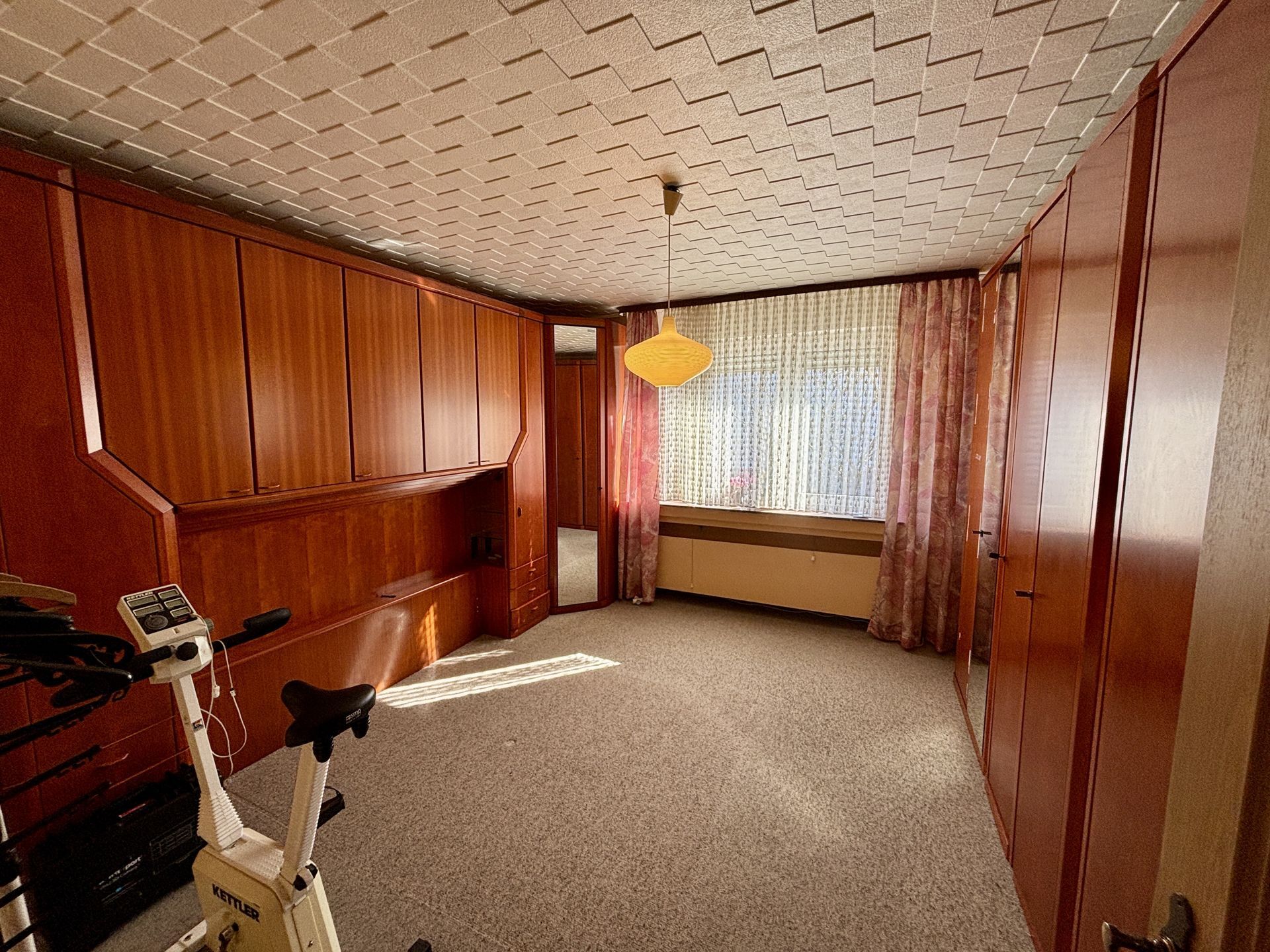 Immobilienangebot - Hövelhof / Klausheide - Alle - Ergreifen Sie die Gelegenheit -
diese solide Immobilie wartet nur auf Sie!