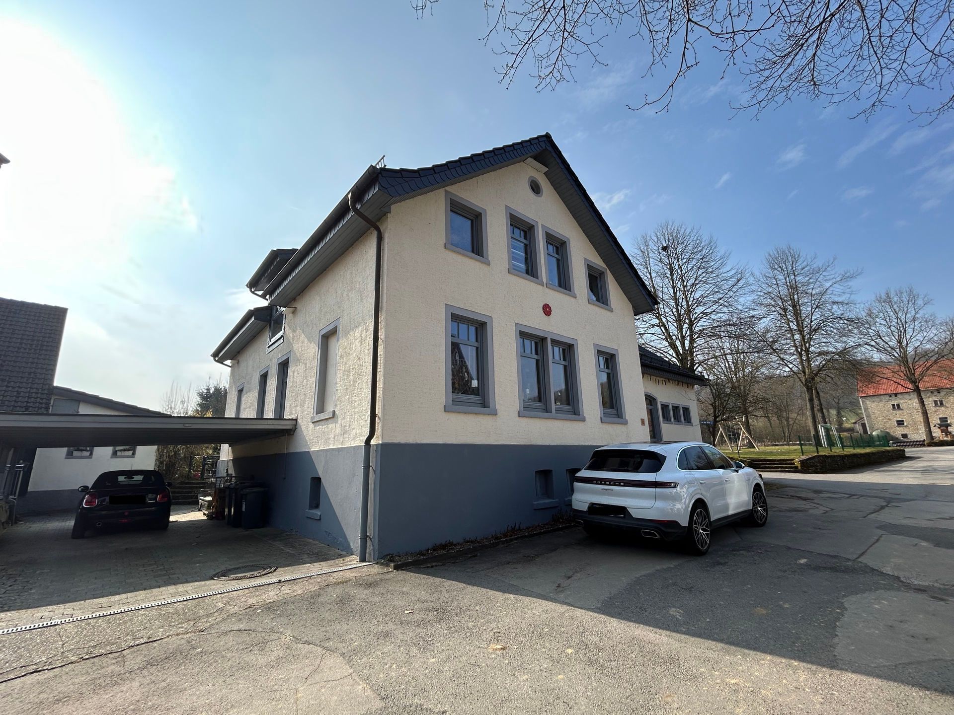 Immobilienangebot - Horn-Bad Meinberg - Alle - „Bestnote“ für Alte Schule!