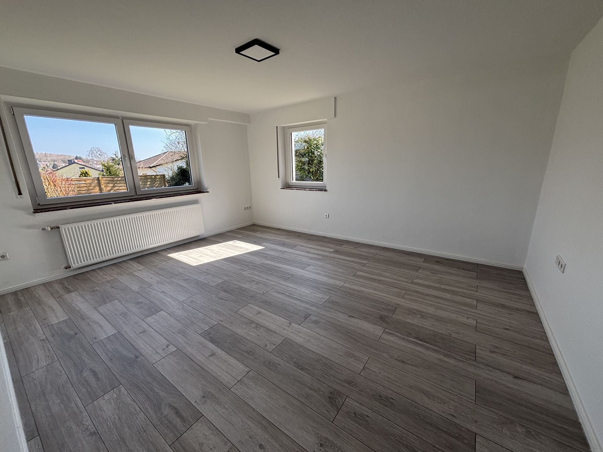 Immobilienangebot - Detmold - Alle - Frisch renoviert und chic - Bungalow mit Einliegerwohnung!