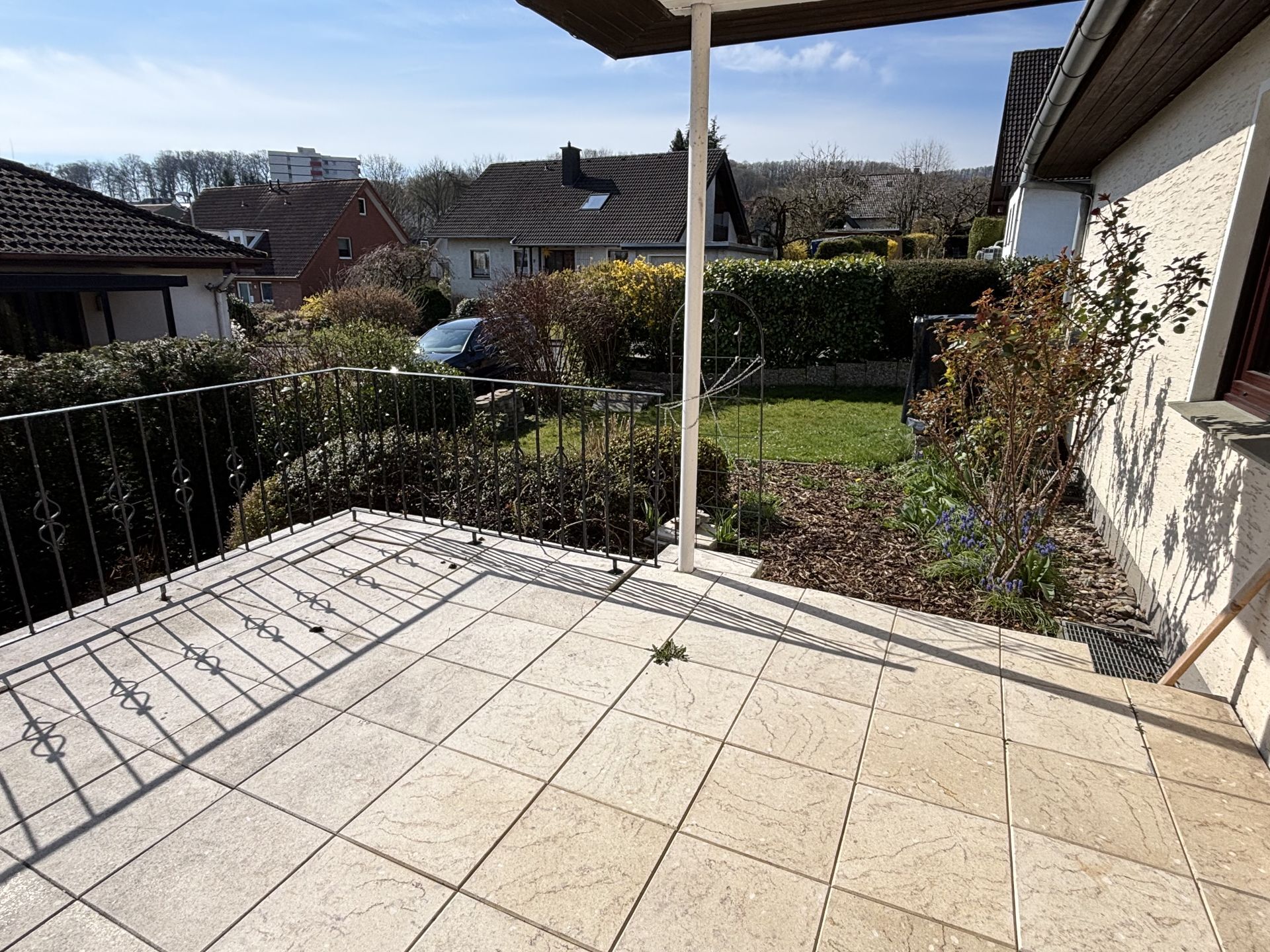 Immobilienangebot - Detmold - Alle - Frisch renoviert und chic - Bungalow mit Einliegerwohnung!